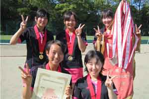 ���q�D��