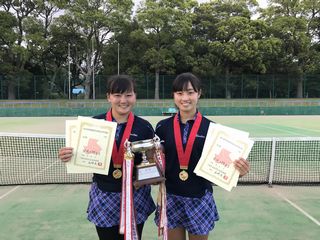 ���q�_�u���X